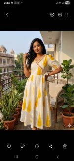 Floral Printed Kurti - Image 3